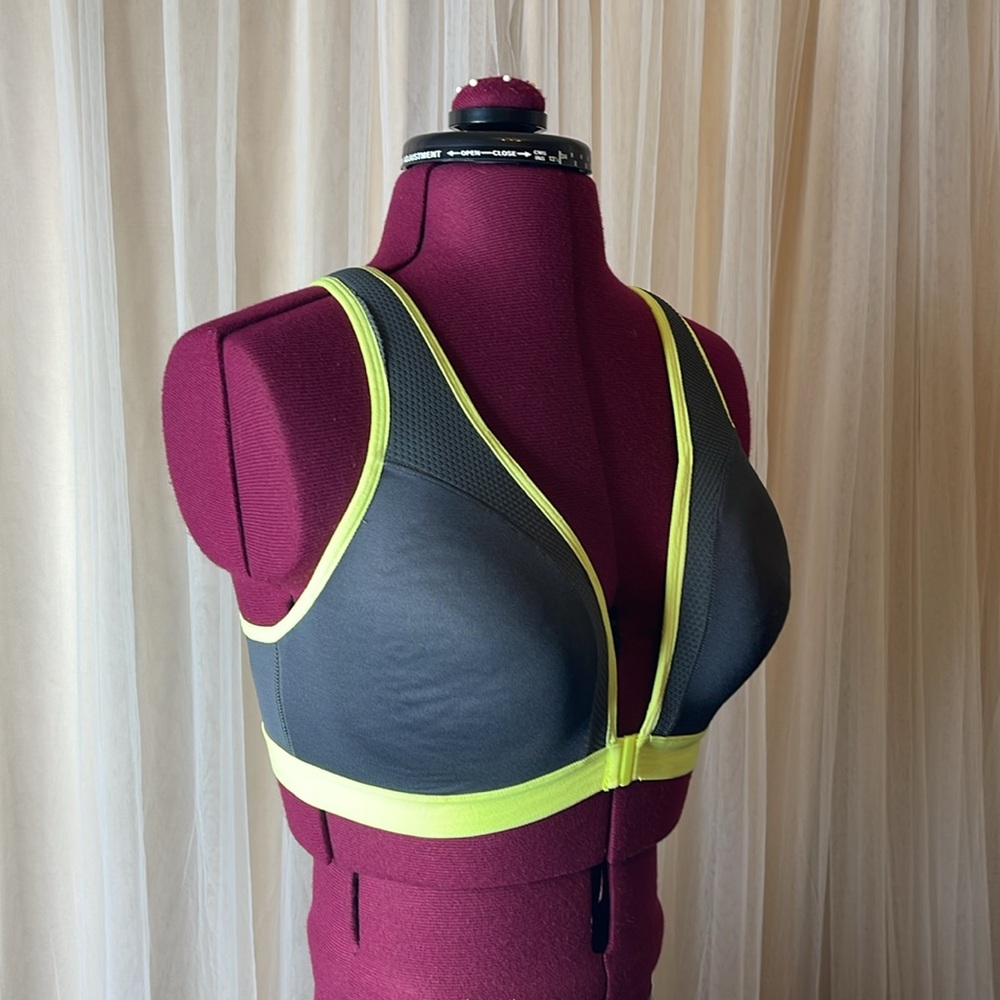 Danskin Now Gray & Lime  Front-Clasp Sports Bra
